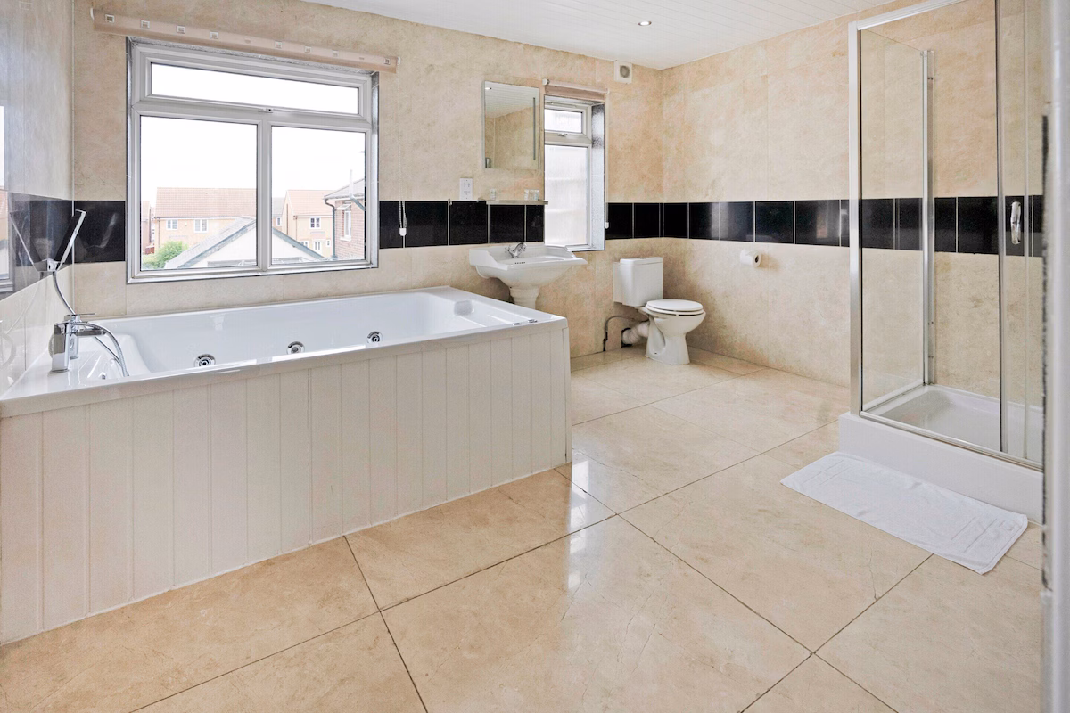 Maryland Deluxe Double Suite with Jacuzzi
