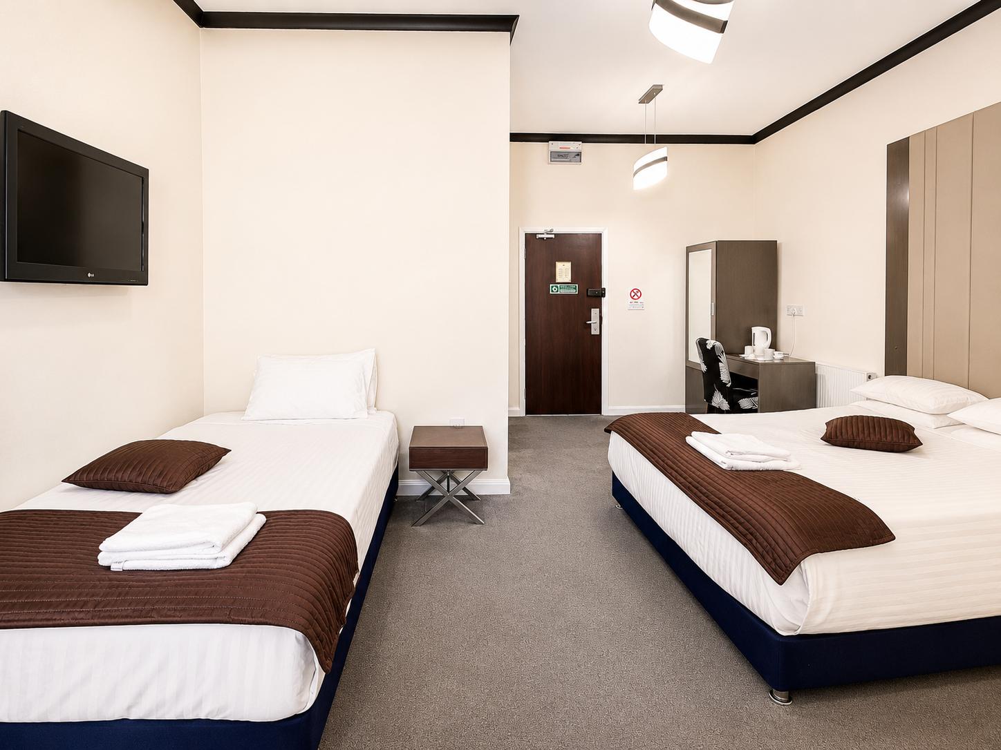 Triple Room